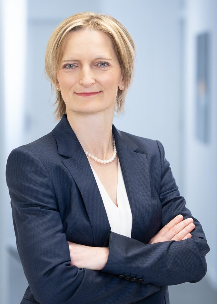 Karin Hochl, lic. iur.